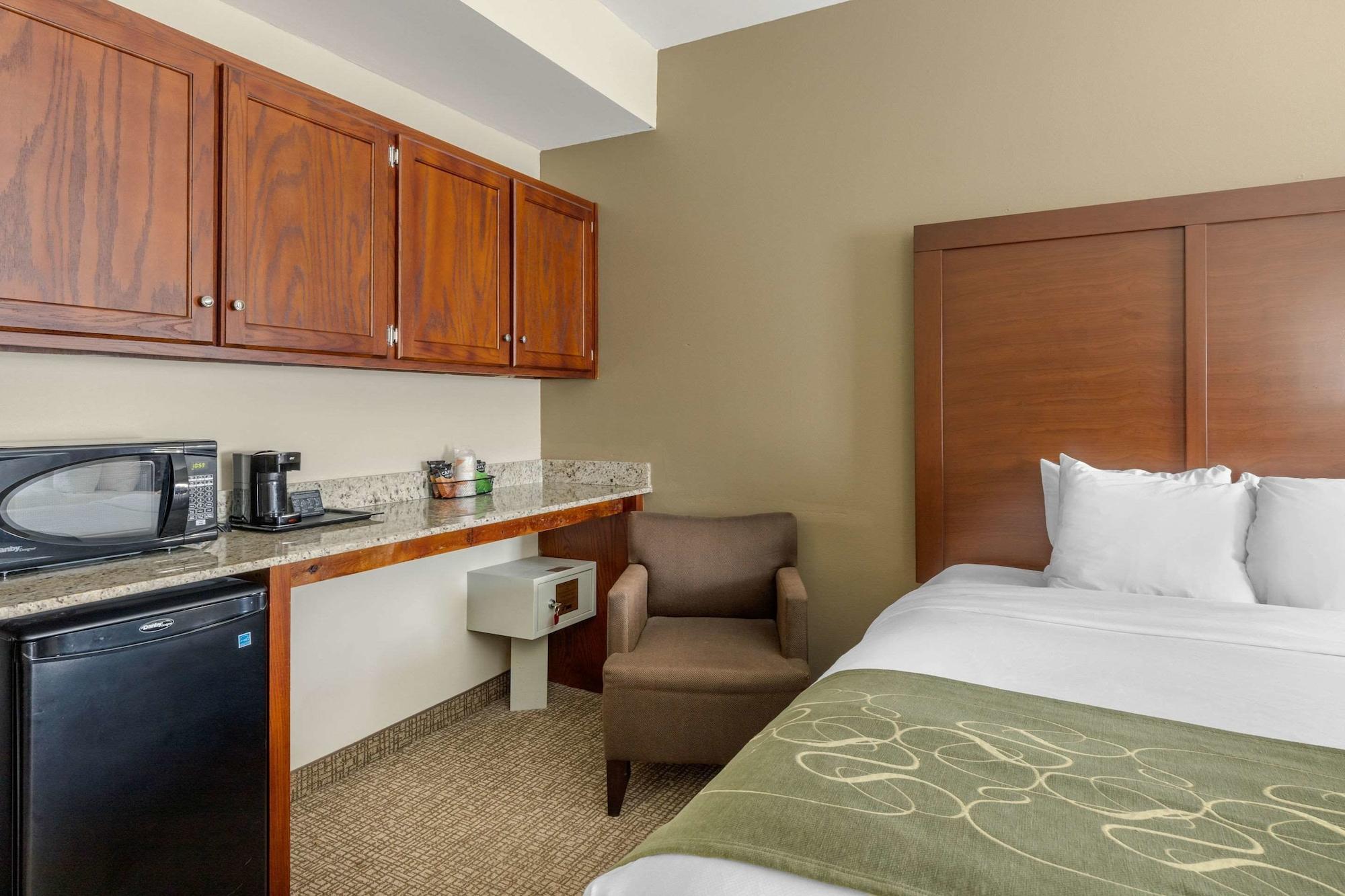 Comfort Suites Johnson City Near University Bagian luar foto