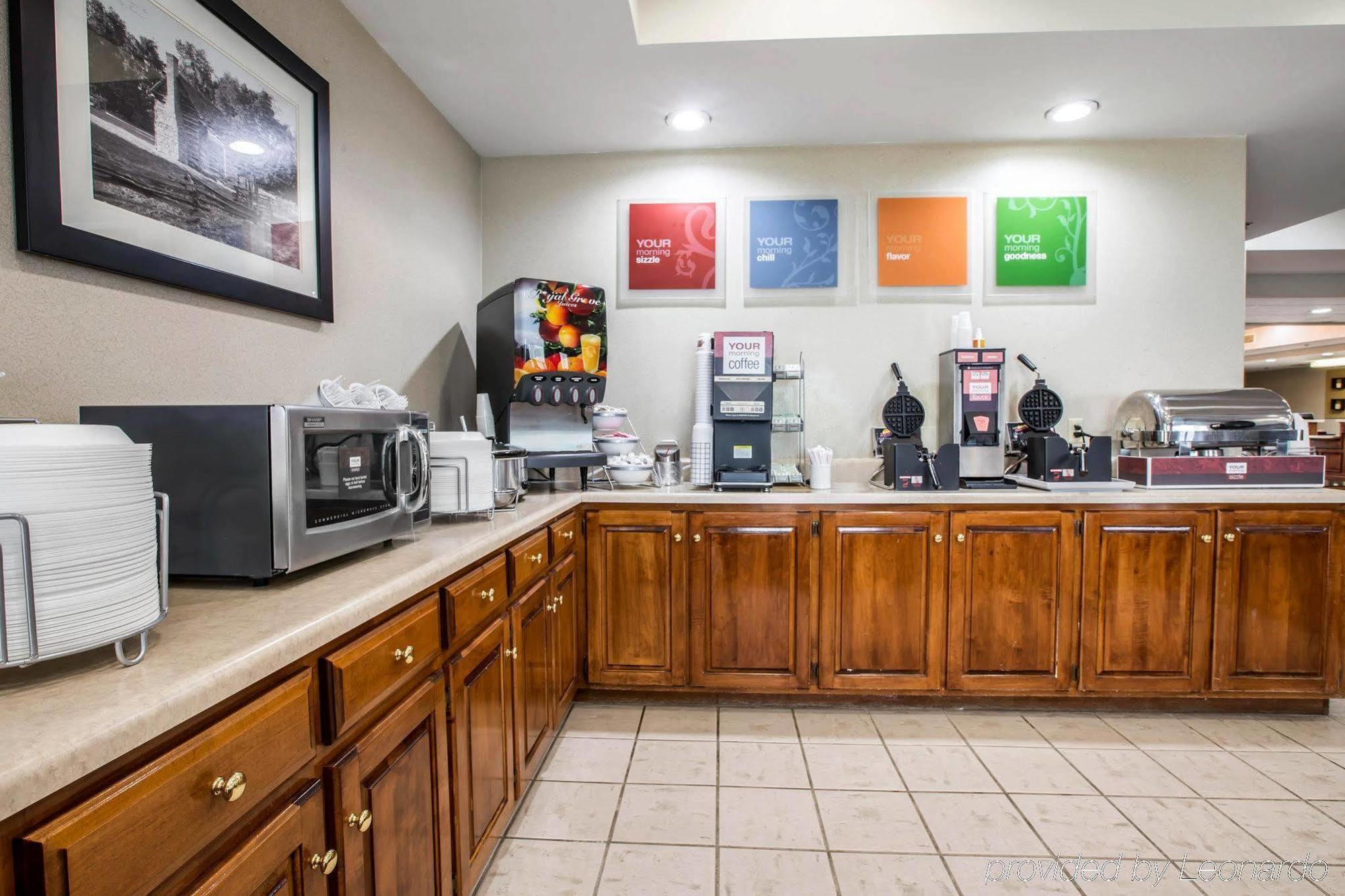 Comfort Suites Johnson City Near University Bagian luar foto