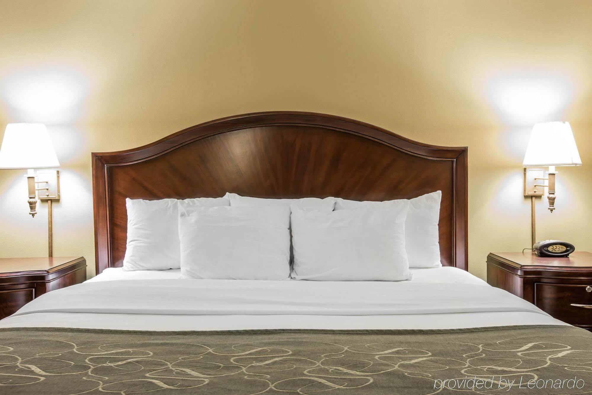 Comfort Suites Johnson City Near University Bagian luar foto