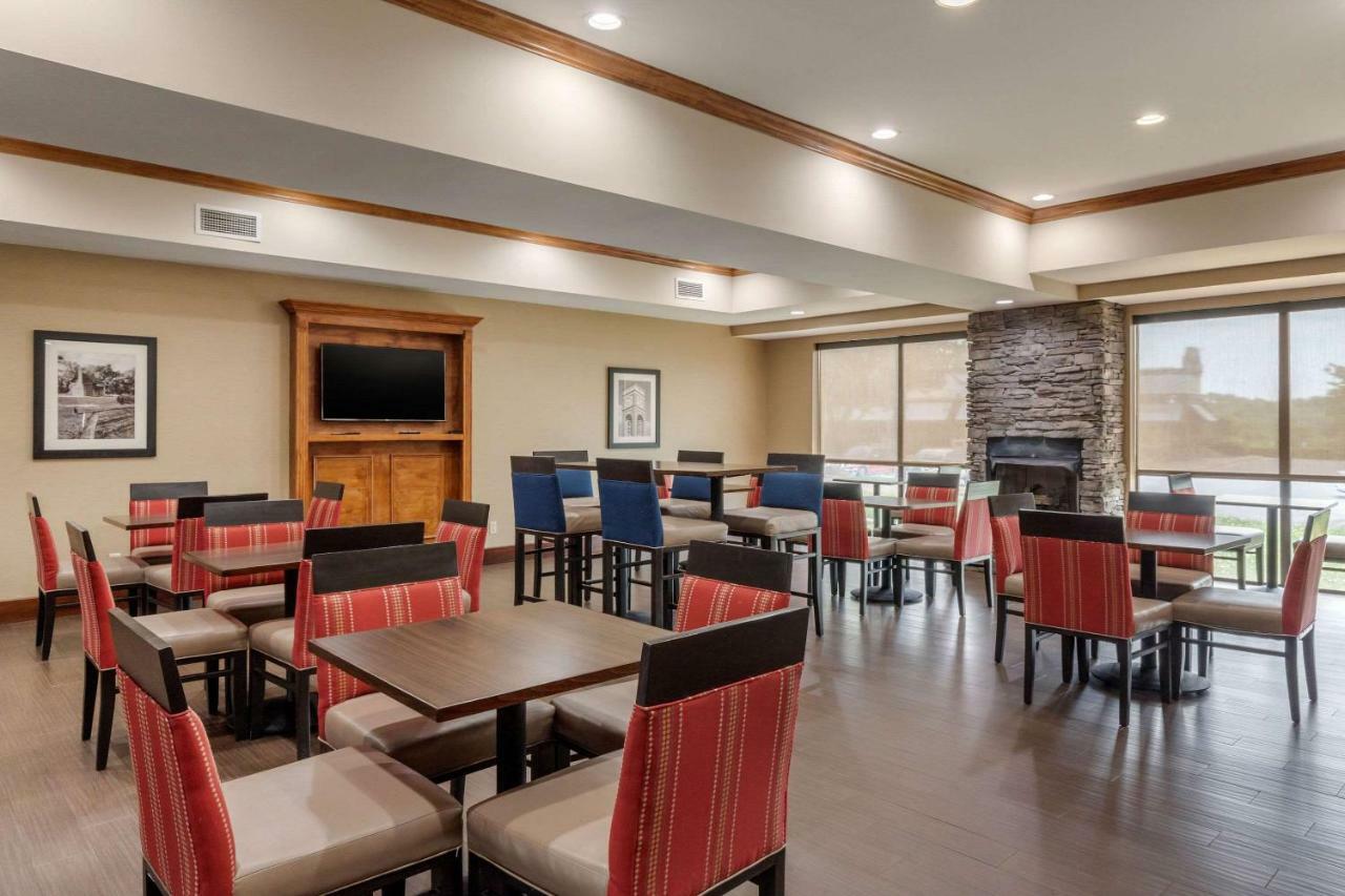 Comfort Suites Johnson City Near University Bagian luar foto